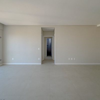 Apartamentos com 68m², 2 quartos, 1 suíte, 1 garagem, no bairro Trindade em Florianópolis