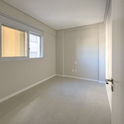 Apartamentos com 68m², 2 quartos, 1 suíte, 1 garagem, no bairro Trindade em Florianópolis