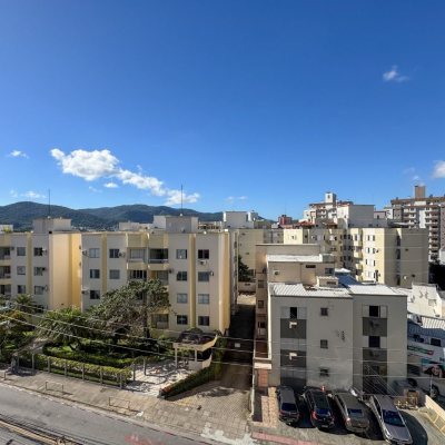 Apartamentos com 68m², 2 quartos, 1 suíte, 1 garagem, no bairro Trindade em Florianópolis