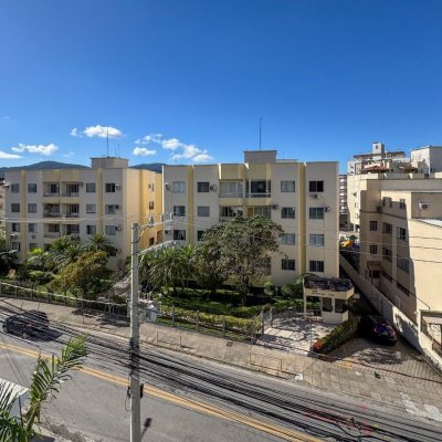 Apartamentos com 81m², 2 quartos, 2 suítes, 1 garagem, no bairro Trindade em Florianópolis