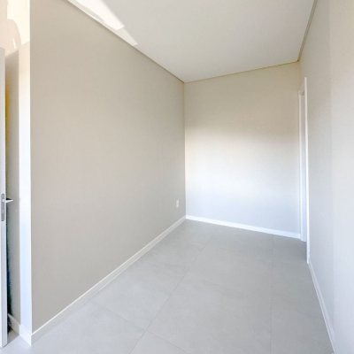 Apartamentos com 81m², 2 quartos, 2 suítes, 1 garagem, no bairro Trindade em Florianópolis