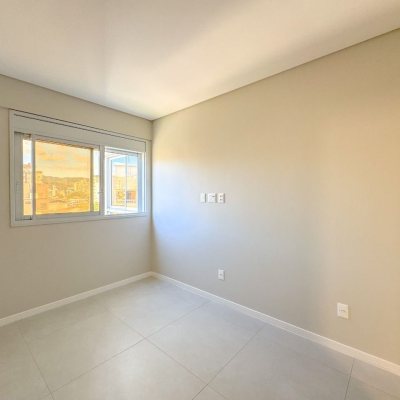 Apartamentos com 81m², 2 quartos, 2 suítes, 1 garagem, no bairro Trindade em Florianópolis
