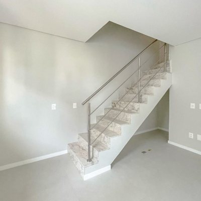 Cobertura com 100m², 2 quartos, 2 suítes, 2 garagens, no bairro Trindade em Florianópolis