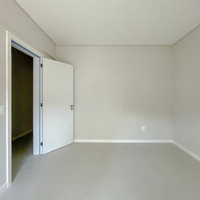 Cobertura com 100m², 2 quartos, 2 suítes, 2 garagens, no bairro Trindade em Florianópolis