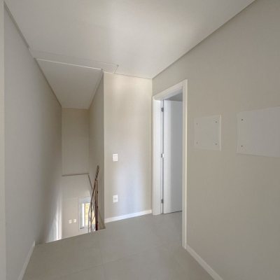 Cobertura com 102m², 2 quartos, 2 suítes, 2 garagens, no bairro Trindade em Florianópolis