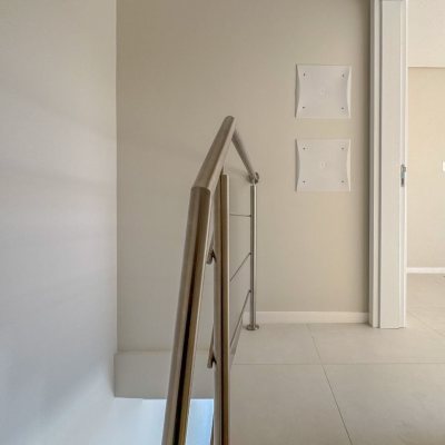 Cobertura com 107m², 3 quartos, 2 suítes, 2 garagens, no bairro Trindade em Florianópolis