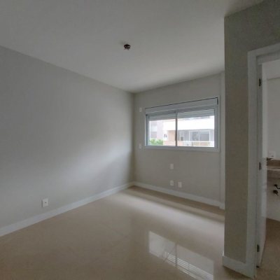 Apartamentos com 75m², 2 quartos, 1 suíte, 1 garagem, no bairro Itacorubi em Florianópolis