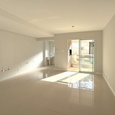 Apartamentos com 75m², 2 quartos, 1 suíte, 1 garagem, no bairro Itacorubi em Florianópolis
