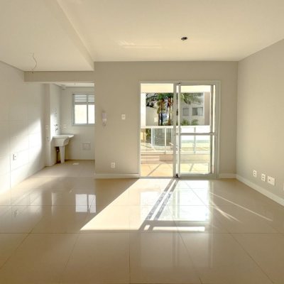 Apartamentos com 75m², 2 quartos, 1 suíte, 1 garagem, no bairro Itacorubi em Florianópolis
