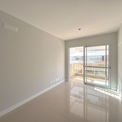 Apartamentos com 76m², 2 quartos, 2 suítes, 1 garagem, no bairro Itacorubi em Florianópolis