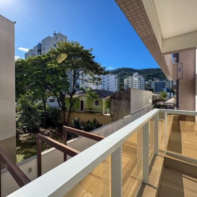 Apartamentos com 75m², 2 quartos, 1 suíte, 1 garagem, no bairro Itacorubi em Florianópolis