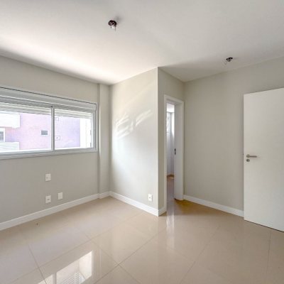 Apartamentos com 76m², 2 quartos, 2 suítes, 1 garagem, no bairro Itacorubi em Florianópolis