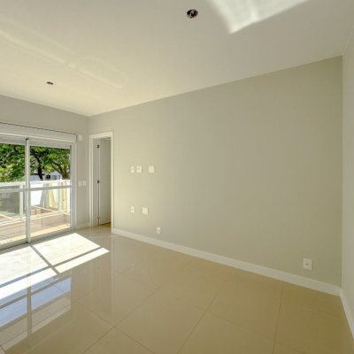 Apartamentos com 76m², 2 quartos, 1 suíte, 1 garagem, no bairro Itacorubi em Florianópolis