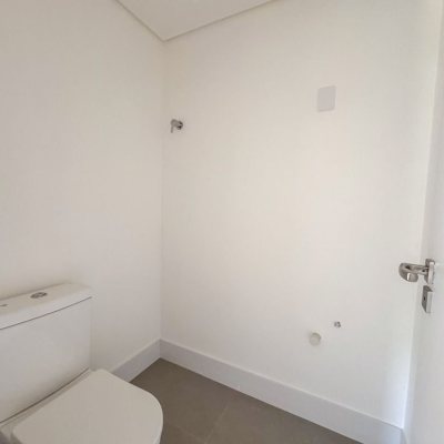Apartamentos com 166m², 3 quartos, 3 suítes, 3 garagens, no bairro João Paulo em Florianópolis