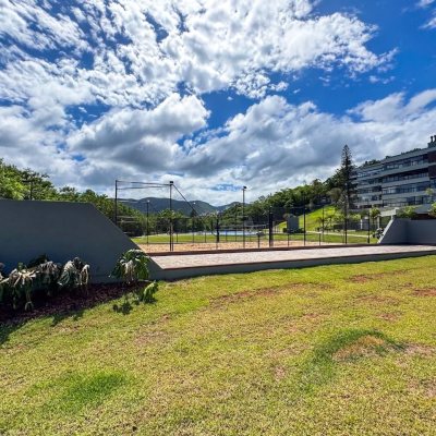 Apartamentos com 166m², 3 quartos, 3 suítes, 3 garagens, no bairro João Paulo em Florianópolis