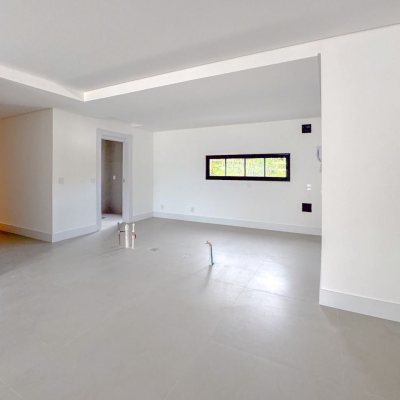 Apartamentos com 166m², 3 quartos, 3 suítes, 3 garagens, no bairro João Paulo em Florianópolis