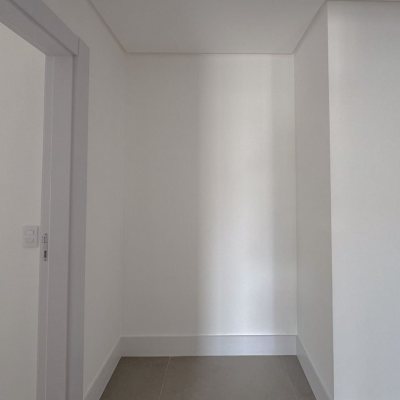 Apartamentos com 163m², 3 quartos, 3 suítes, 2 garagens, no bairro João Paulo em Florianópolis