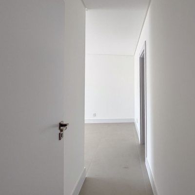 Apartamentos com 163m², 3 quartos, 3 suítes, 2 garagens, no bairro João Paulo em Florianópolis