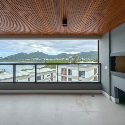Apartamentos com 162m², 3 quartos, 3 suítes, 3 garagens, no bairro João Paulo em Florianópolis