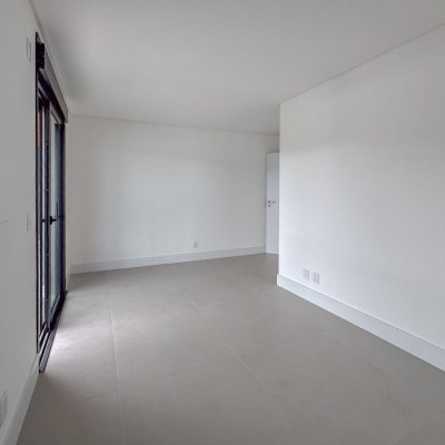 Apartamentos com 162m², 3 quartos, 3 suítes, 3 garagens, no bairro João Paulo em Florianópolis