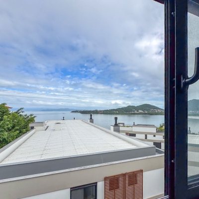 Apartamentos com 162m², 3 quartos, 3 suítes, 3 garagens, no bairro João Paulo em Florianópolis