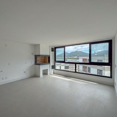Apartamentos com 130m², 3 quartos, 3 suítes, 2 garagens, no bairro João Paulo em Florianópolis