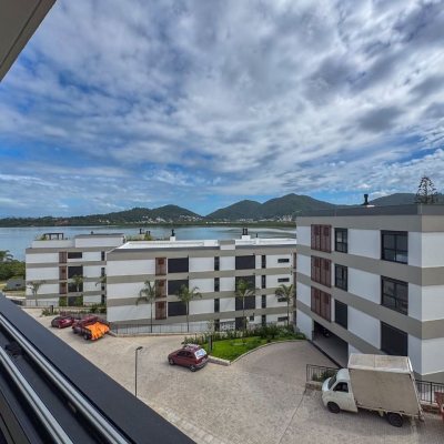 Apartamentos com 130m², 3 quartos, 3 suítes, 2 garagens, no bairro João Paulo em Florianópolis