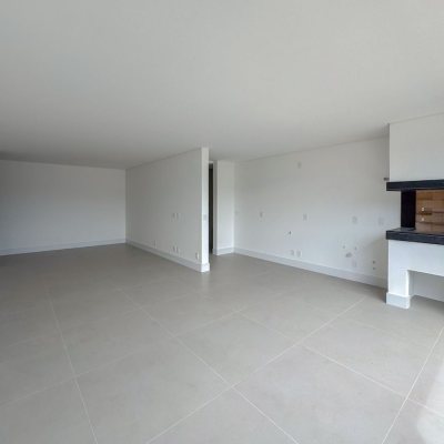 Apartamentos com 130m², 3 quartos, 3 suítes, 2 garagens, no bairro João Paulo em Florianópolis