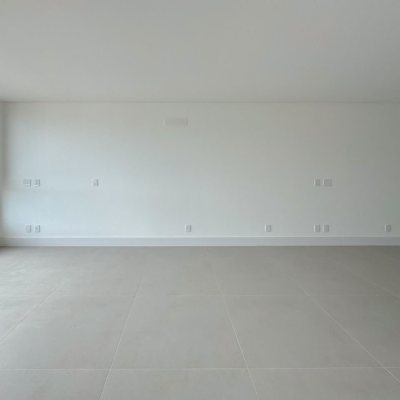 Apartamentos com 130m², 3 quartos, 3 suítes, 2 garagens, no bairro João Paulo em Florianópolis