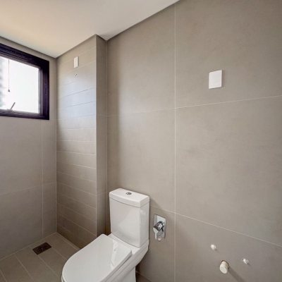 Apartamentos com 130m², 3 quartos, 3 suítes, 2 garagens, no bairro João Paulo em Florianópolis