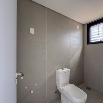 Apartamentos com 130m², 3 quartos, 3 suítes, 2 garagens, no bairro João Paulo em Florianópolis