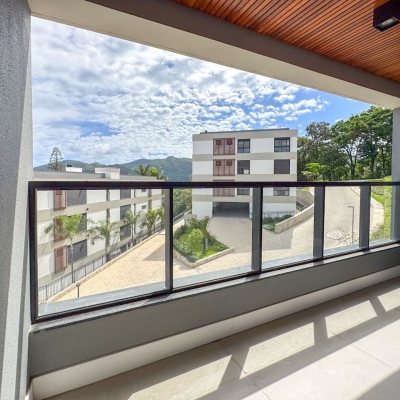 Apartamentos com 130m², 3 quartos, 3 suítes, 2 garagens, no bairro João Paulo em Florianópolis