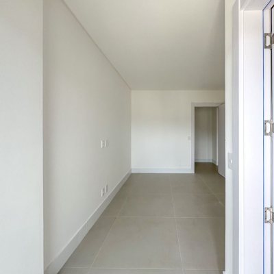 Apartamentos com 130m², 3 quartos, 3 suítes, 2 garagens, no bairro João Paulo em Florianópolis