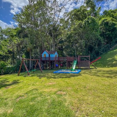 Apartamentos com 130m², 3 quartos, 3 suítes, 2 garagens, no bairro João Paulo em Florianópolis