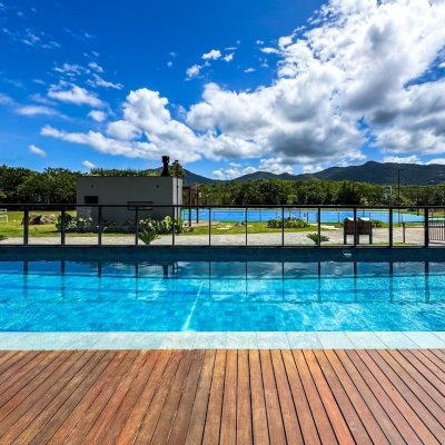 Apartamentos com 130m², 3 quartos, 3 suítes, 2 garagens, no bairro João Paulo em Florianópolis