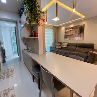 Apartamentos com 101m², 2 quartos, 2 suítes, 1 garagem, no bairro Agronômica em Florianópolis