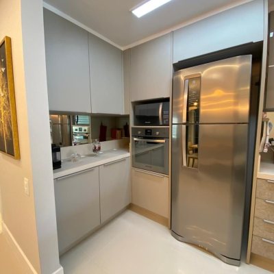 Apartamentos com 101m², 2 quartos, 2 suítes, 1 garagem, no bairro Agronômica em Florianópolis
