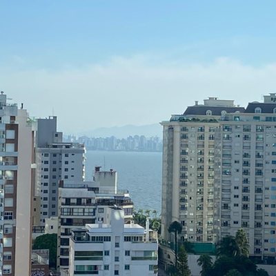 Apartamentos com 101m², 2 quartos, 2 suítes, 1 garagem, no bairro Agronômica em Florianópolis