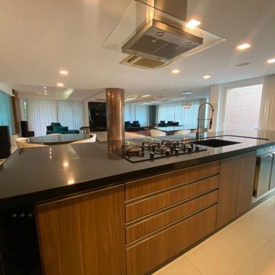 Apartamentos com 101m², 2 quartos, 2 suítes, 1 garagem, no bairro Agronômica em Florianópolis