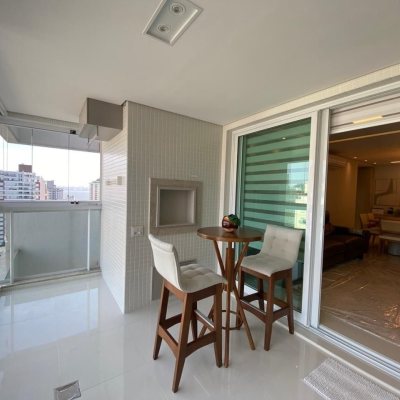Apartamentos com 101m², 2 quartos, 2 suítes, 1 garagem, no bairro Agronômica em Florianópolis