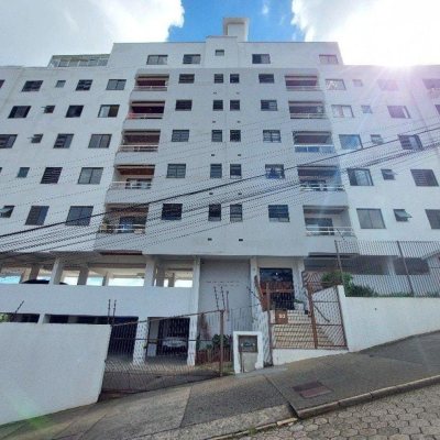 Apartamentos com 77m², 2 quartos, 1 suíte, 1 garagem, no bairro Pantanal em Florianópolis
