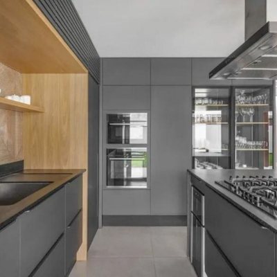 Casa em Condomínio com 378m², 4 quartos, 3 suítes, 4 garagens, no bairro Campeche em Florianópolis