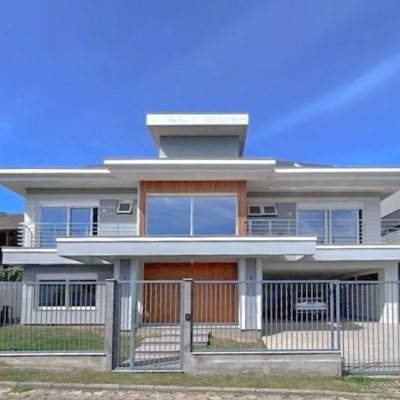 Casa em Condomínio com 378m², 4 quartos, 3 suítes, 4 garagens, no bairro Campeche em Florianópolis