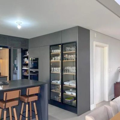 Casa em Condomínio com 378m², 4 quartos, 3 suítes, 4 garagens, no bairro Campeche em Florianópolis