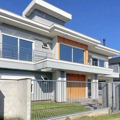 Casa em Condomínio com 378m², 4 quartos, 3 suítes, 4 garagens, no bairro Campeche em Florianópolis