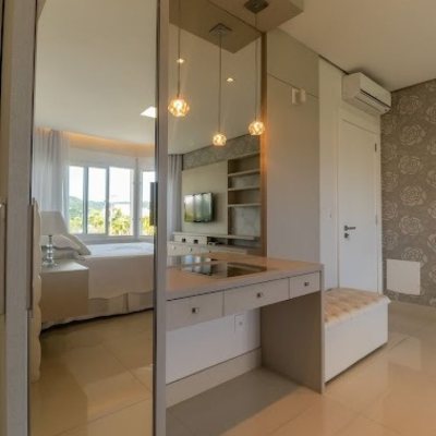 Casa Residencial com 470m², 4 quartos, 4 suítes, 4 garagens, no bairro Jurerê Internacional em Florianópolis