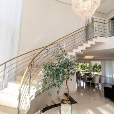 Casa Residencial com 470m², 4 quartos, 4 suítes, 4 garagens, no bairro Jurerê Internacional em Florianópolis