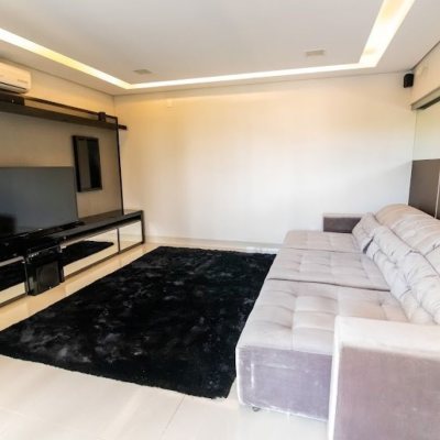 Casa Residencial com 470m², 4 quartos, 4 suítes, 4 garagens, no bairro Jurerê Internacional em Florianópolis