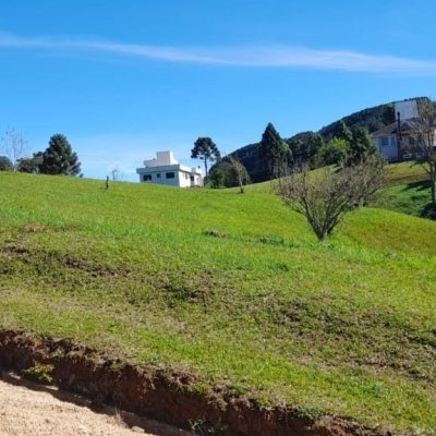 Terrenos Residenciais com 1048m², no bairro Invernadinha em Rancho Queimado