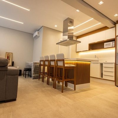 Apartamentos com 151m², 3 quartos, 3 suítes, 2 garagens, no bairro Cachoeira Do Bom Jesus em Florianópolis